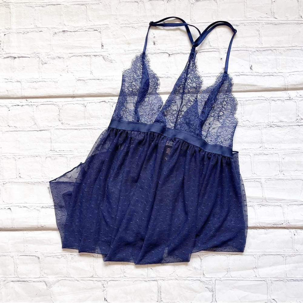 Victorias Secret Blue Lace Lingerie Top - Picture 1 of 5